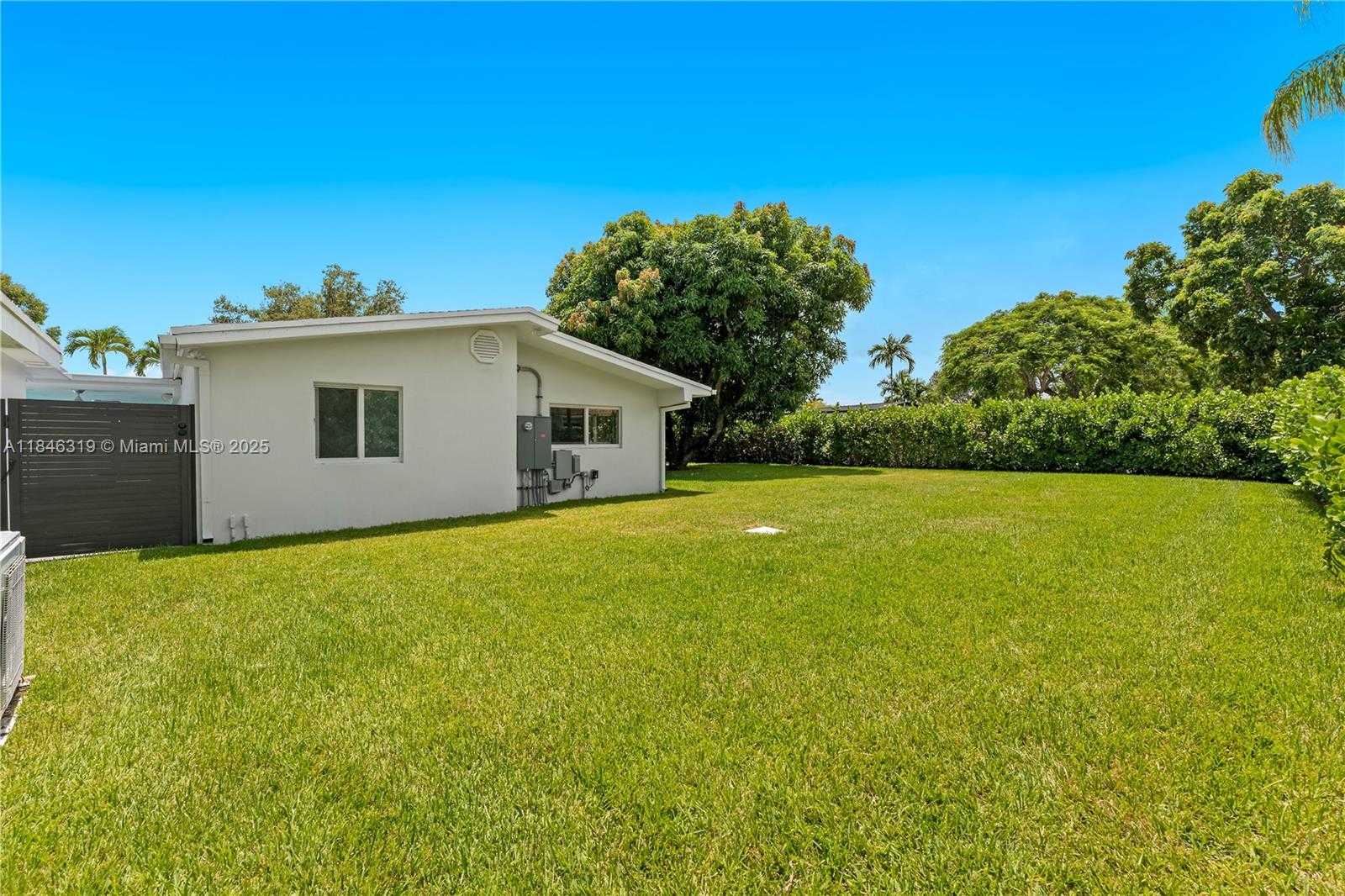 Small Image of 7425 SOUTH WEST 139TH TER, Palmetto Bay Number 40