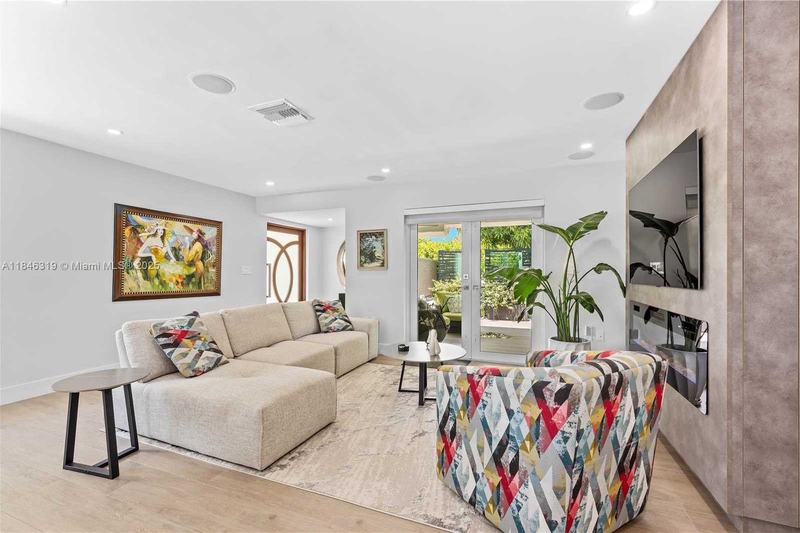 Small Image of 7425 SOUTH WEST 139TH TER, Palmetto Bay Number 9