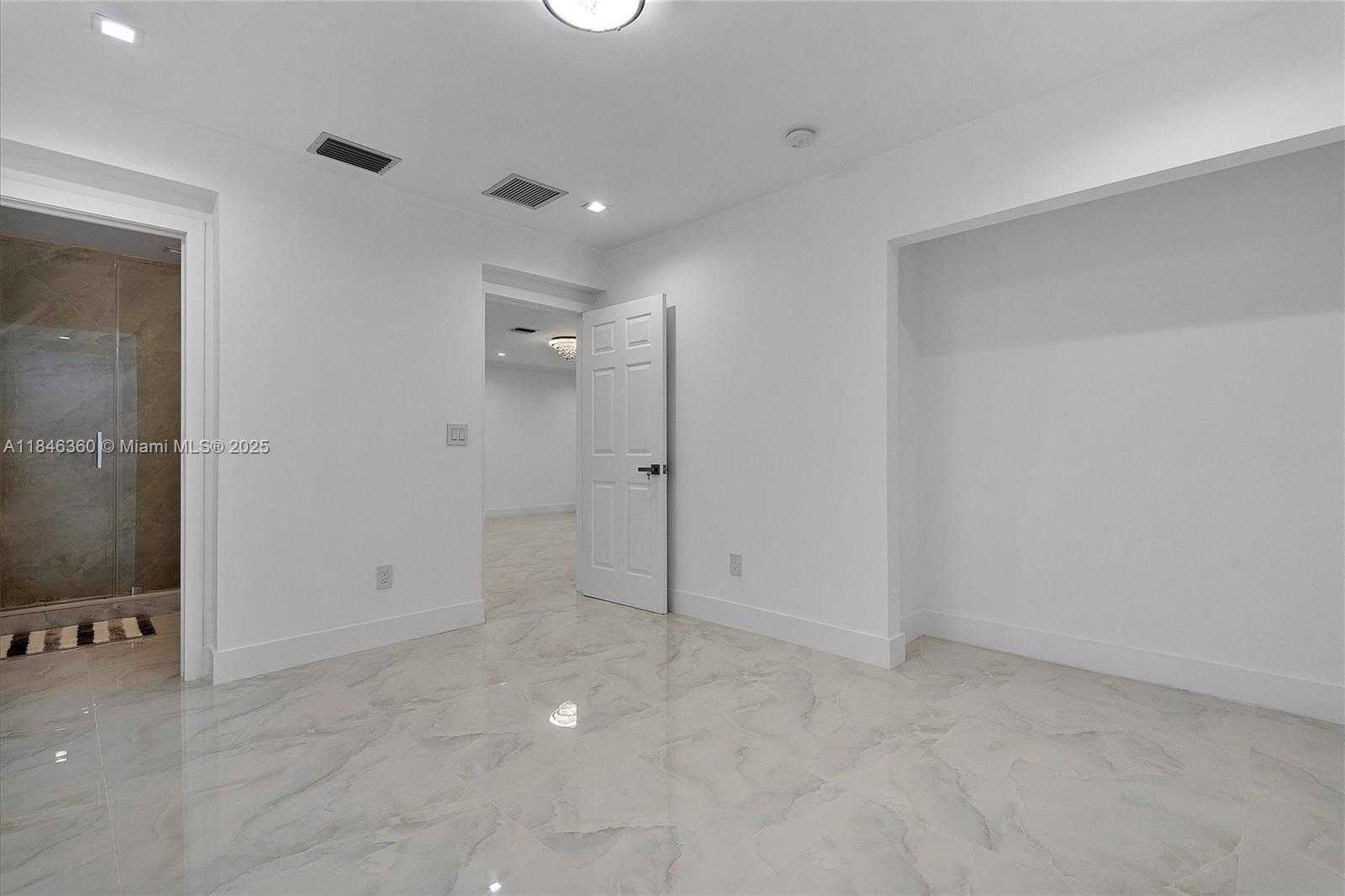 Small Image of 501 EAST 59TH ST, Hialeah Number 24