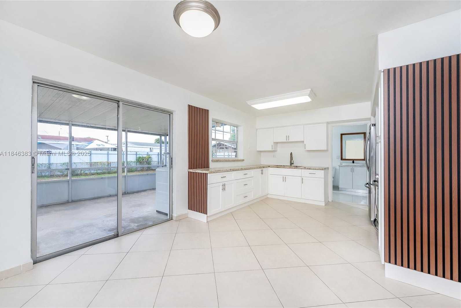 Small Image of 5420 NORTH WEST 182ND ST, Miami Gardens Number 20
