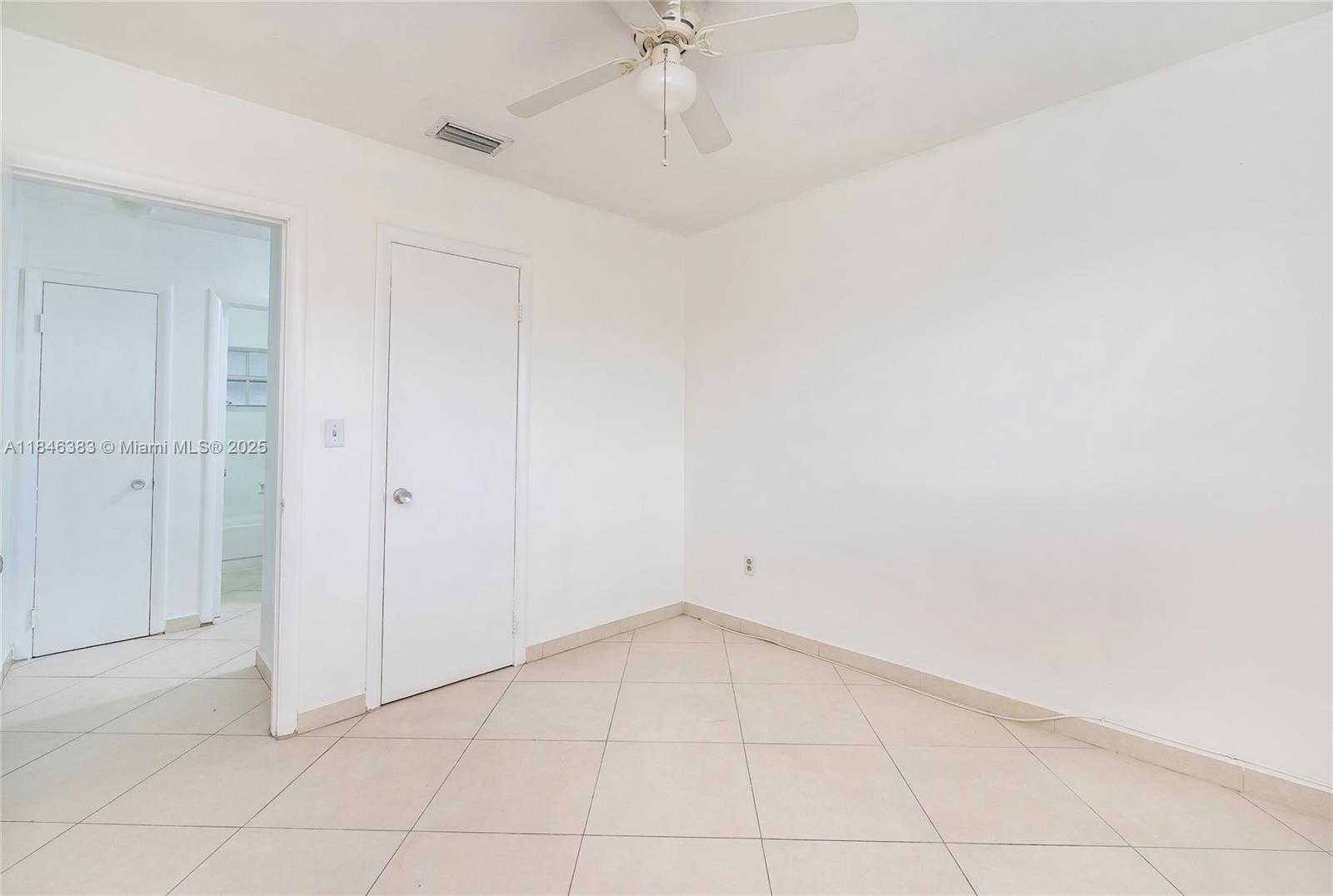 Small Image of 5420 NORTH WEST 182ND ST, Miami Gardens Number 26