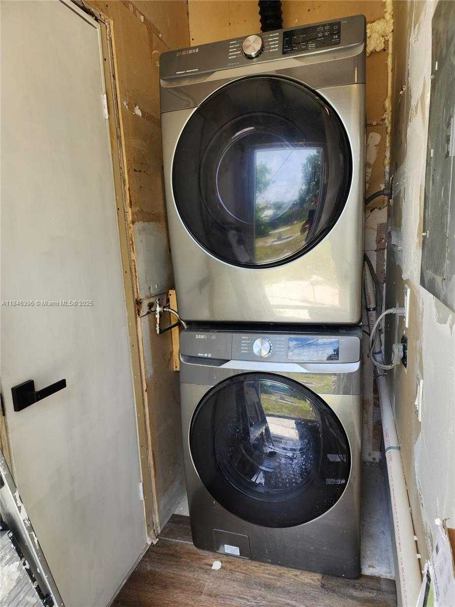 Small Image of 1766 NORTH EAST 183RD ST, North Miami Beach Number 13
