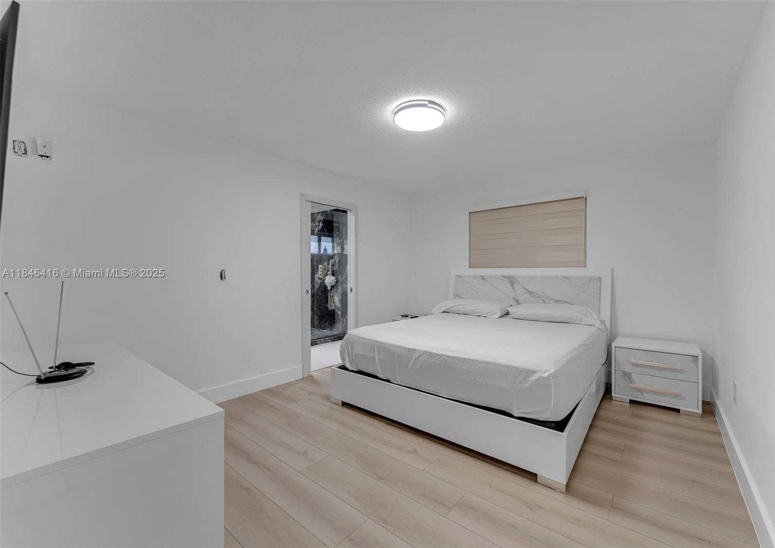 Small Image of 14285 SOUTH WEST 183RD TER, Miami Number 13