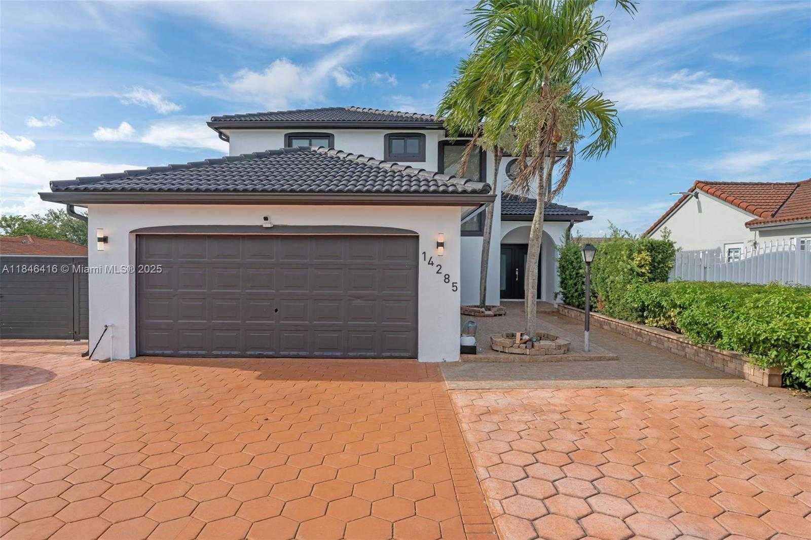 Small Image of 14285 SOUTH WEST 183RD TER, Miami Number 2