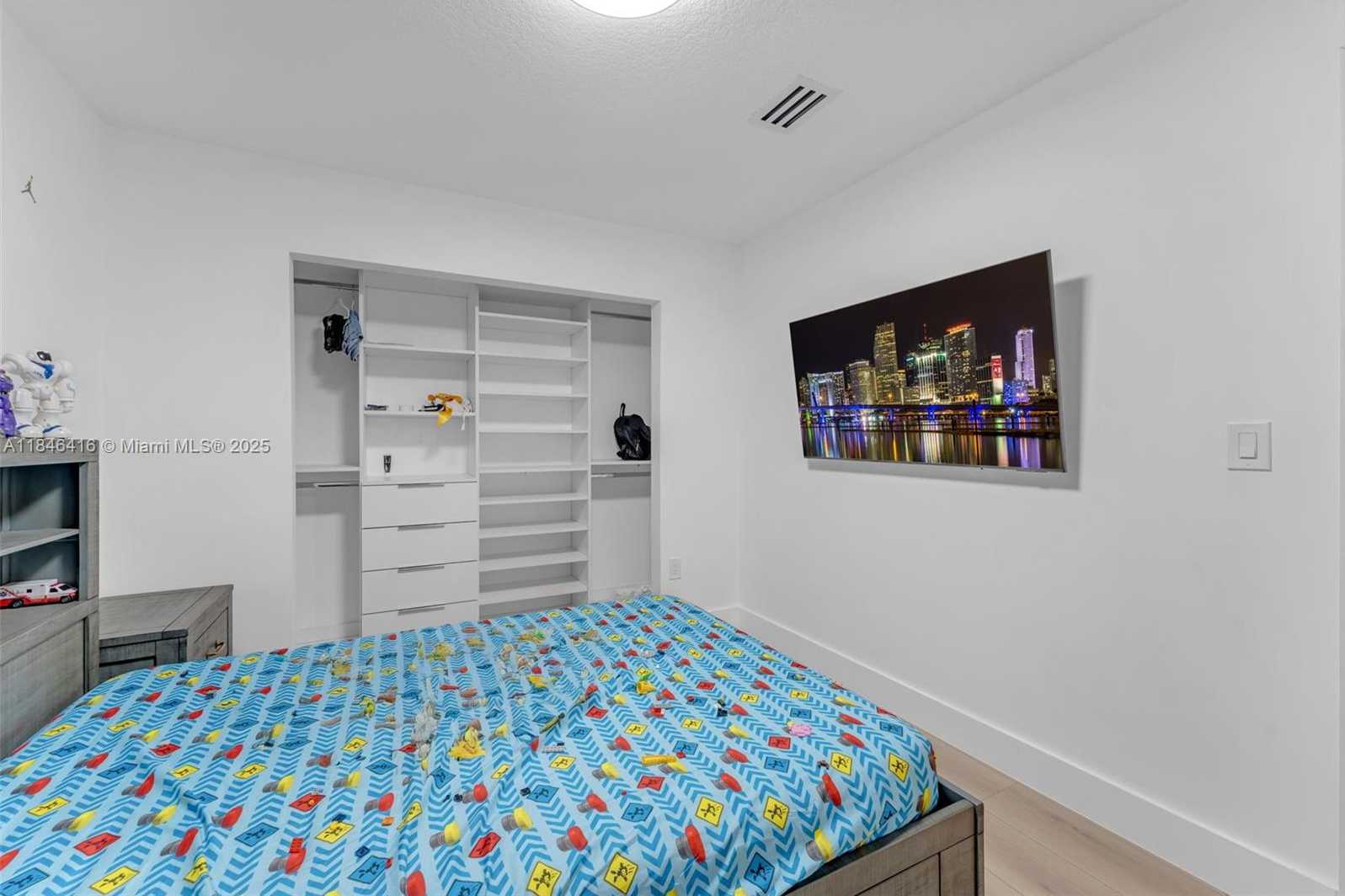Small Image of 14285 SOUTH WEST 183RD TER, Miami Number 22