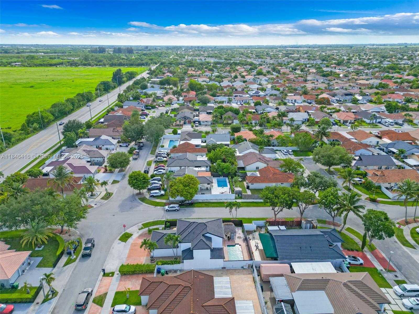 Small Image of 14285 SOUTH WEST 183RD TER, Miami Number 44