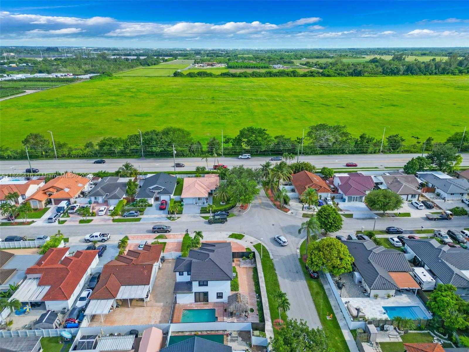 Small Image of 14285 SOUTH WEST 183RD TER, Miami Number 46
