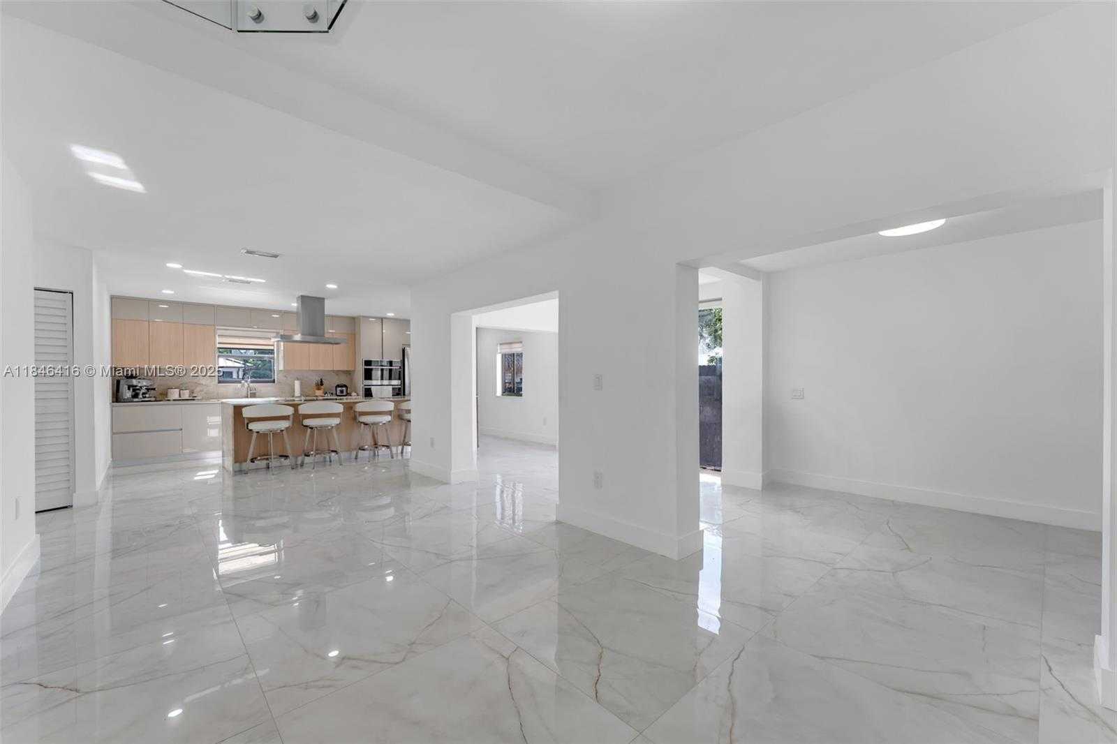 Small Image of 14285 SOUTH WEST 183RD TER, Miami Number 5