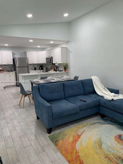 Small Image of 6396 ROYAL WOODS DR, Fort Myers Number 6