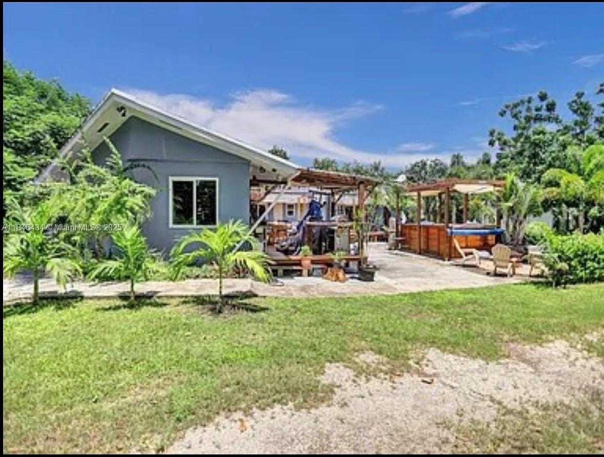 Small Image of 37225 SOUTH WEST 214TH AVE, Homestead Number 10