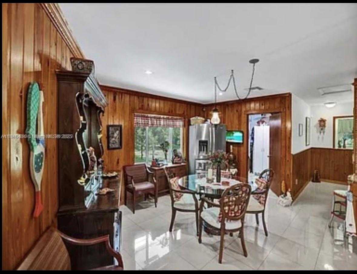 Small Image of 37225 SOUTH WEST 214TH AVE, Homestead Number 35