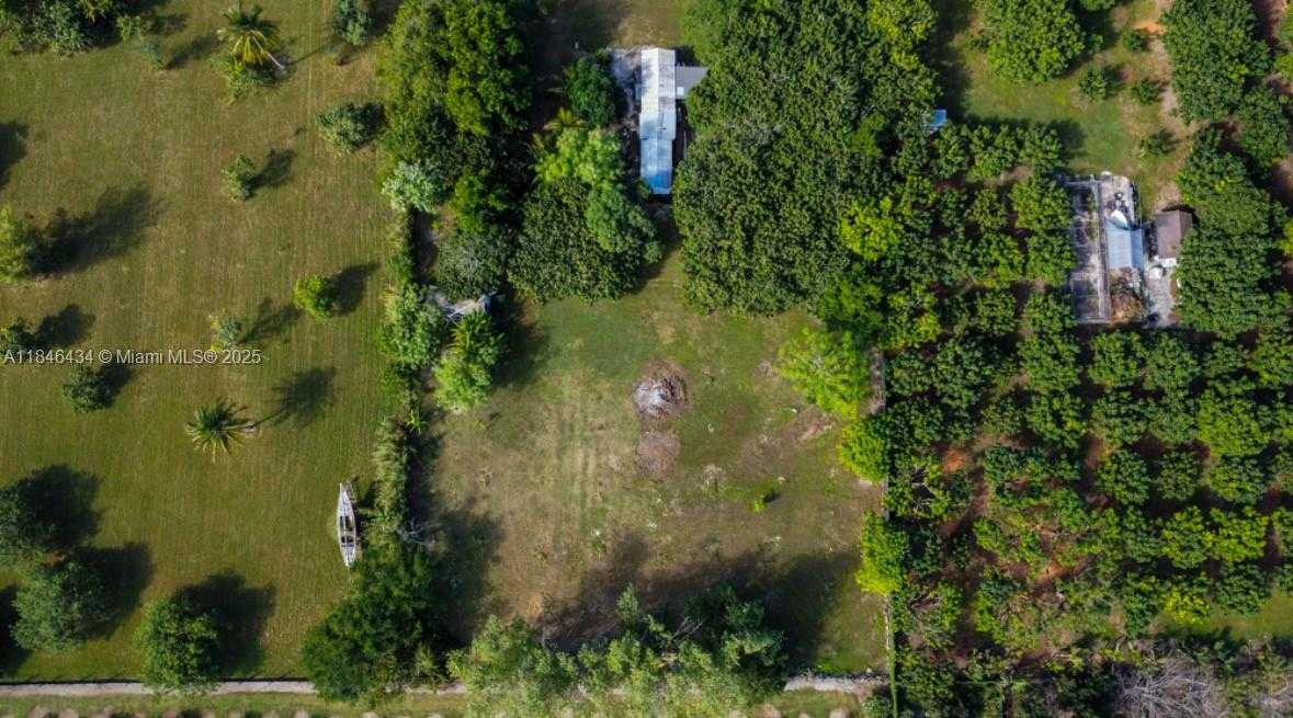 Small Image of 37225 SOUTH WEST 214TH AVE, Homestead Number 41