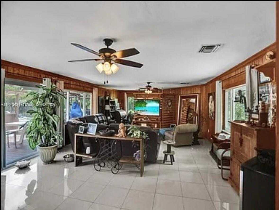 Small Image of 37225 SOUTH WEST 214TH AVE, Homestead Number 53