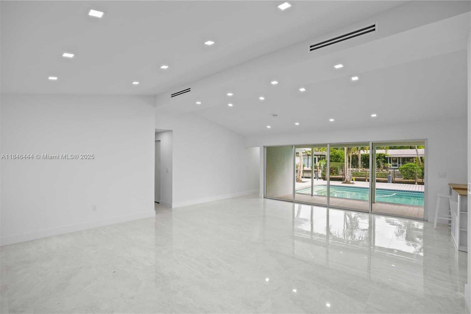 Small Image of 1724 SOUTH WEST 5TH ST, Fort Lauderdale Number 11