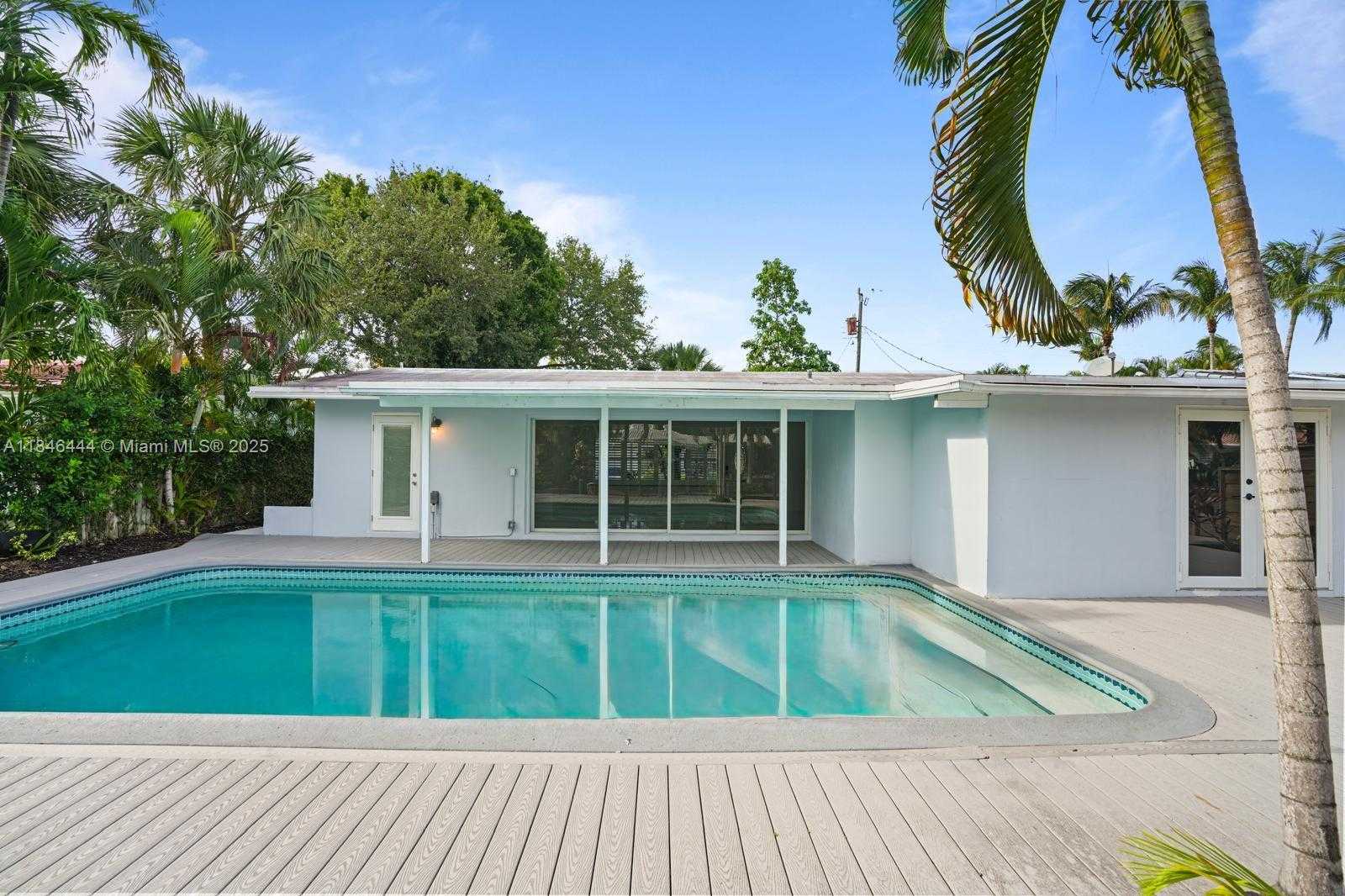Small Image of 1724 SOUTH WEST 5TH ST, Fort Lauderdale Number 20