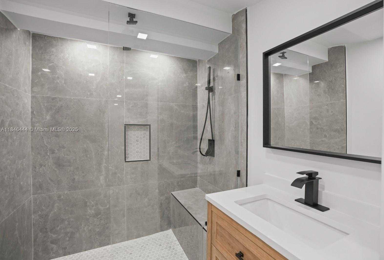 Small Image of 1724 SOUTH WEST 5TH ST, Fort Lauderdale Number 34