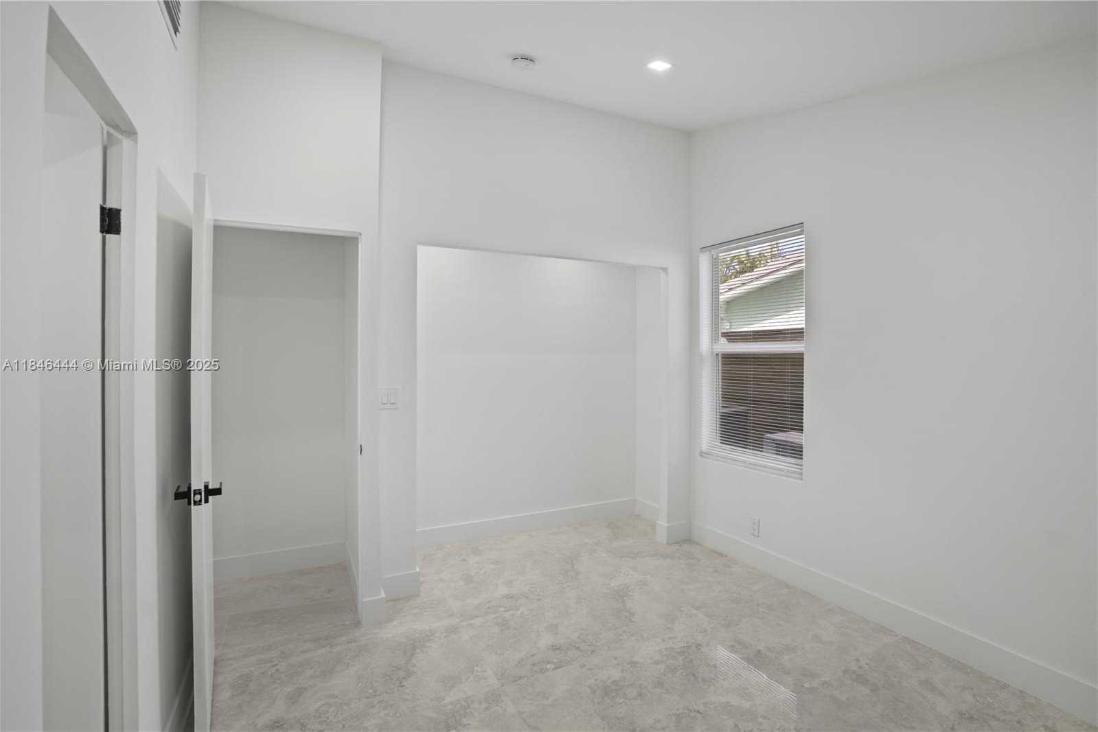 Small Image of 1724 SOUTH WEST 5TH ST, Fort Lauderdale Number 38
