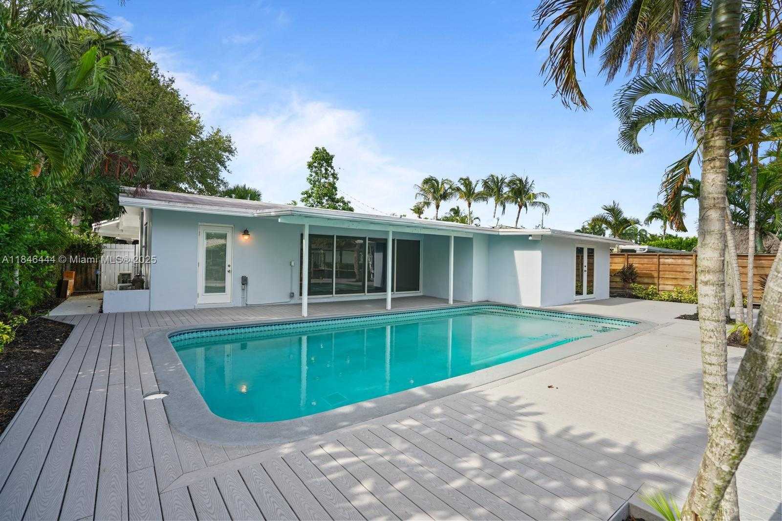 Small Image of 1724 SOUTH WEST 5TH ST, Fort Lauderdale Number 4