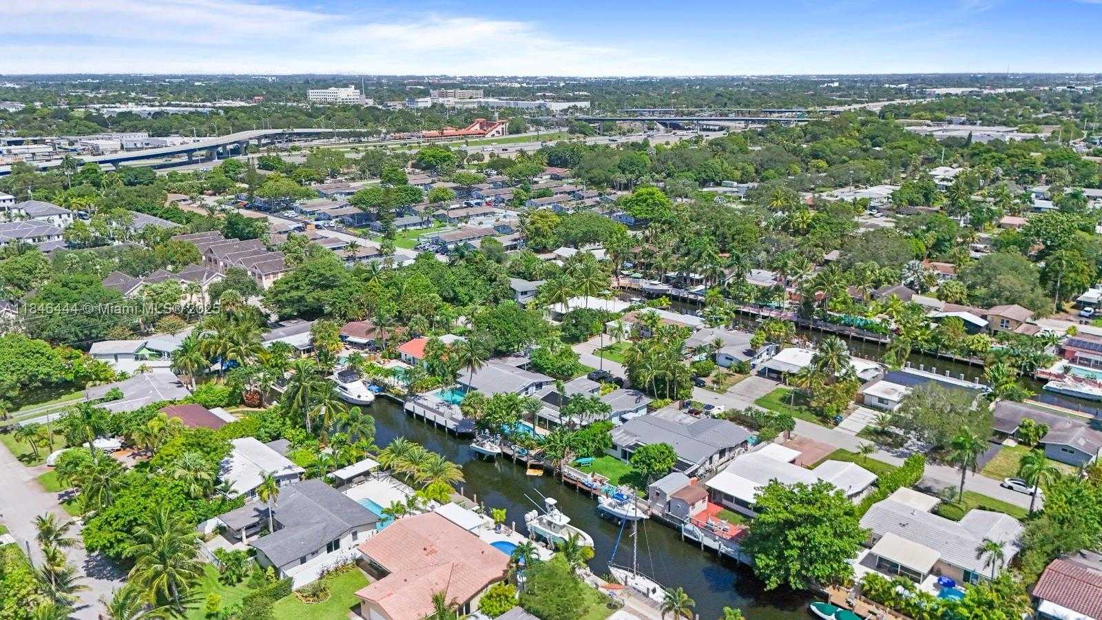 Small Image of 1724 SOUTH WEST 5TH ST, Fort Lauderdale Number 49