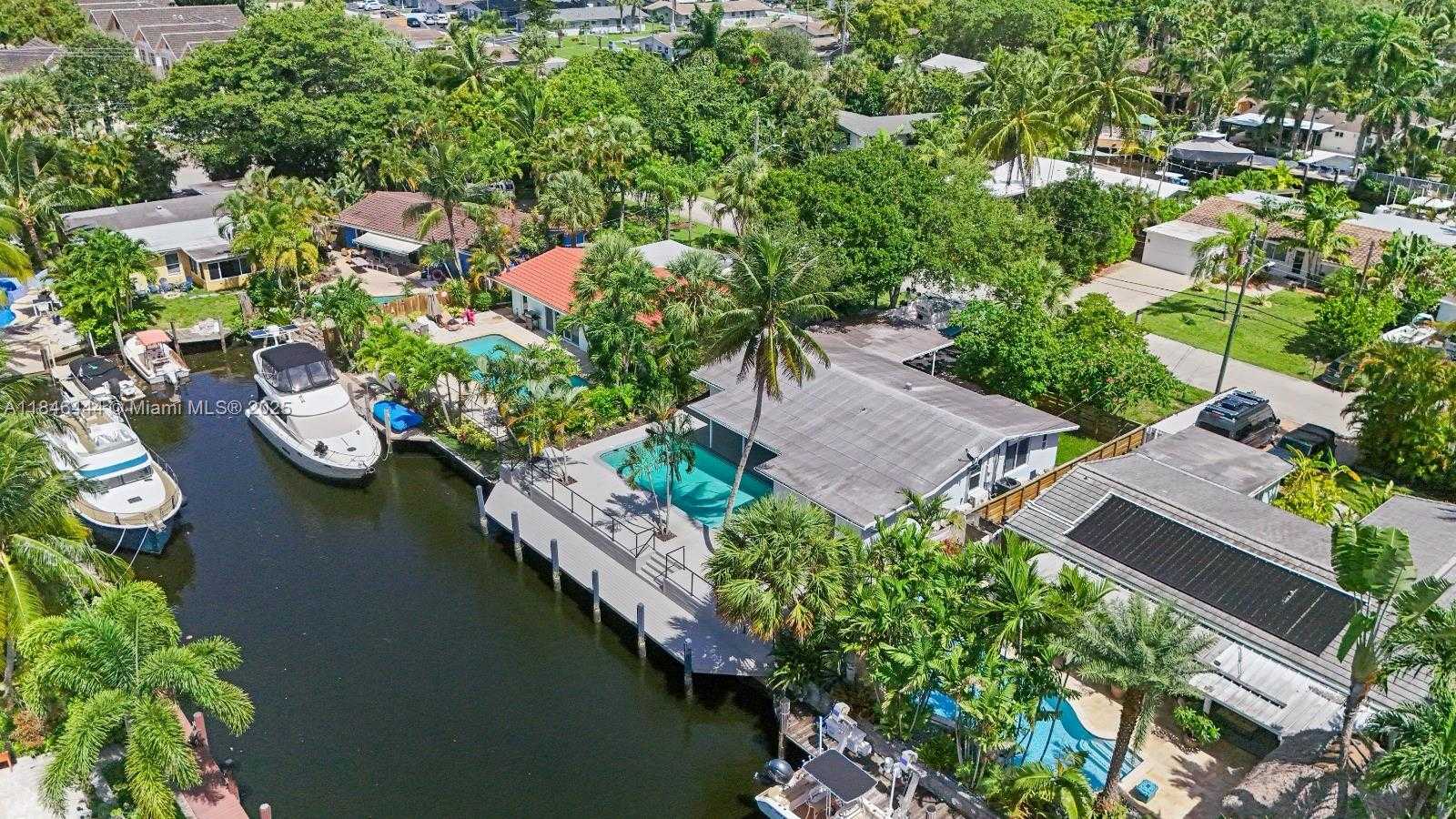 Small Image of 1724 SOUTH WEST 5TH ST, Fort Lauderdale Number 7