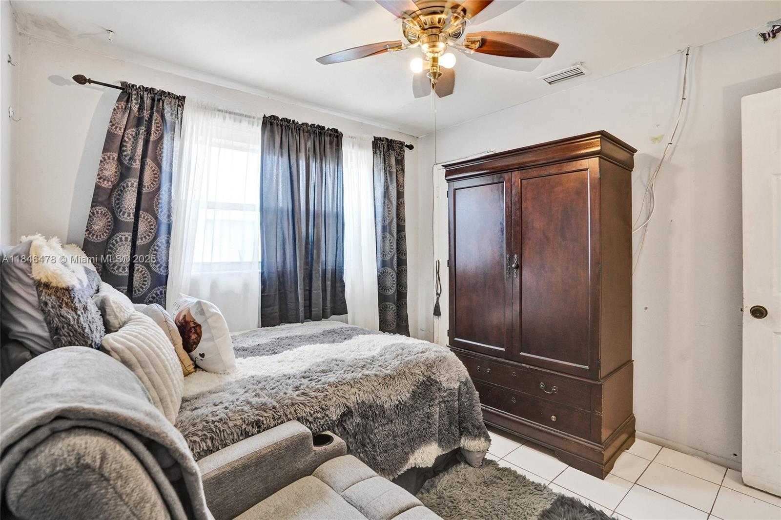 Small Image of 740 NORTH WEST 17TH ST, Pompano Beach Number 14