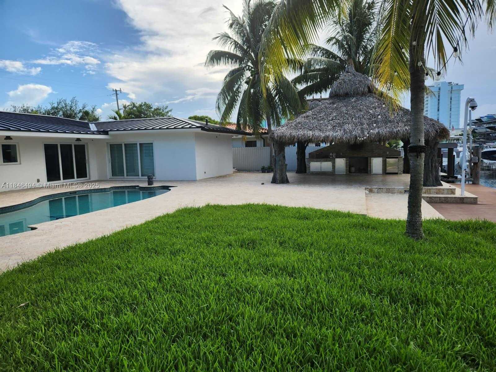 Small Image of 2055 ARCH CREEK DR, North Miami Number 3