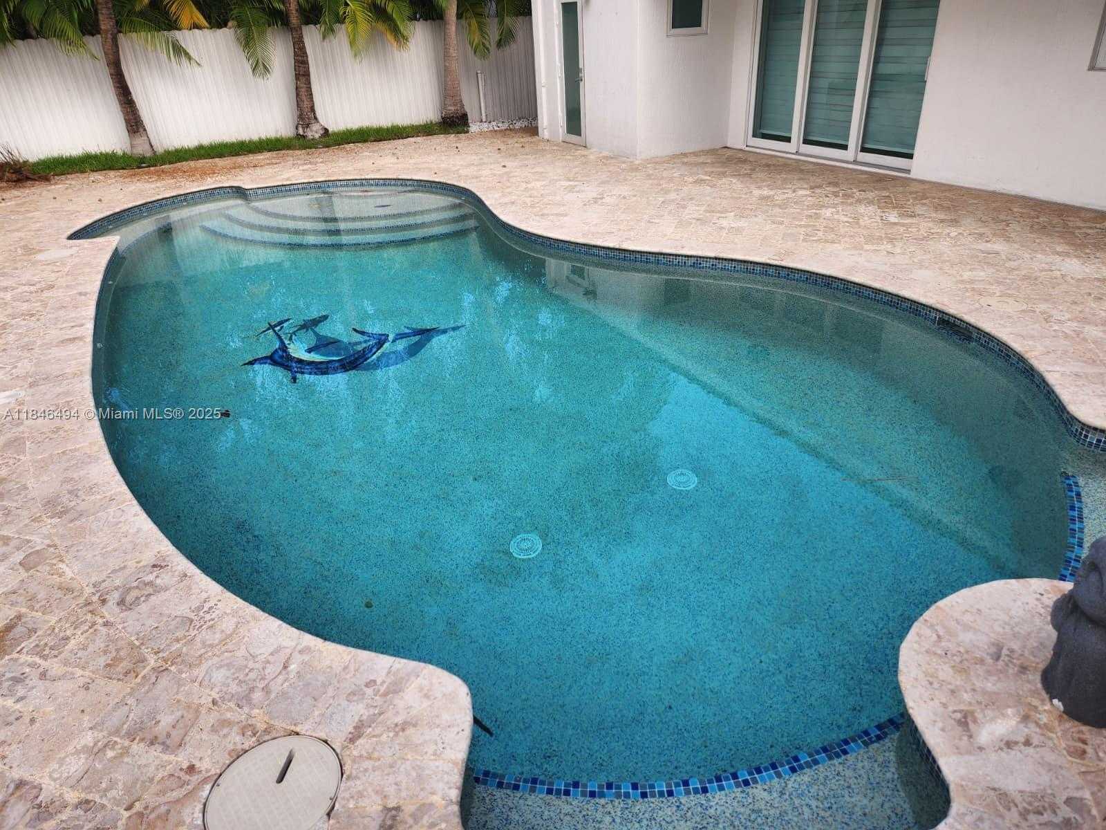 Small Image of 2055 ARCH CREEK DR, North Miami Number 4