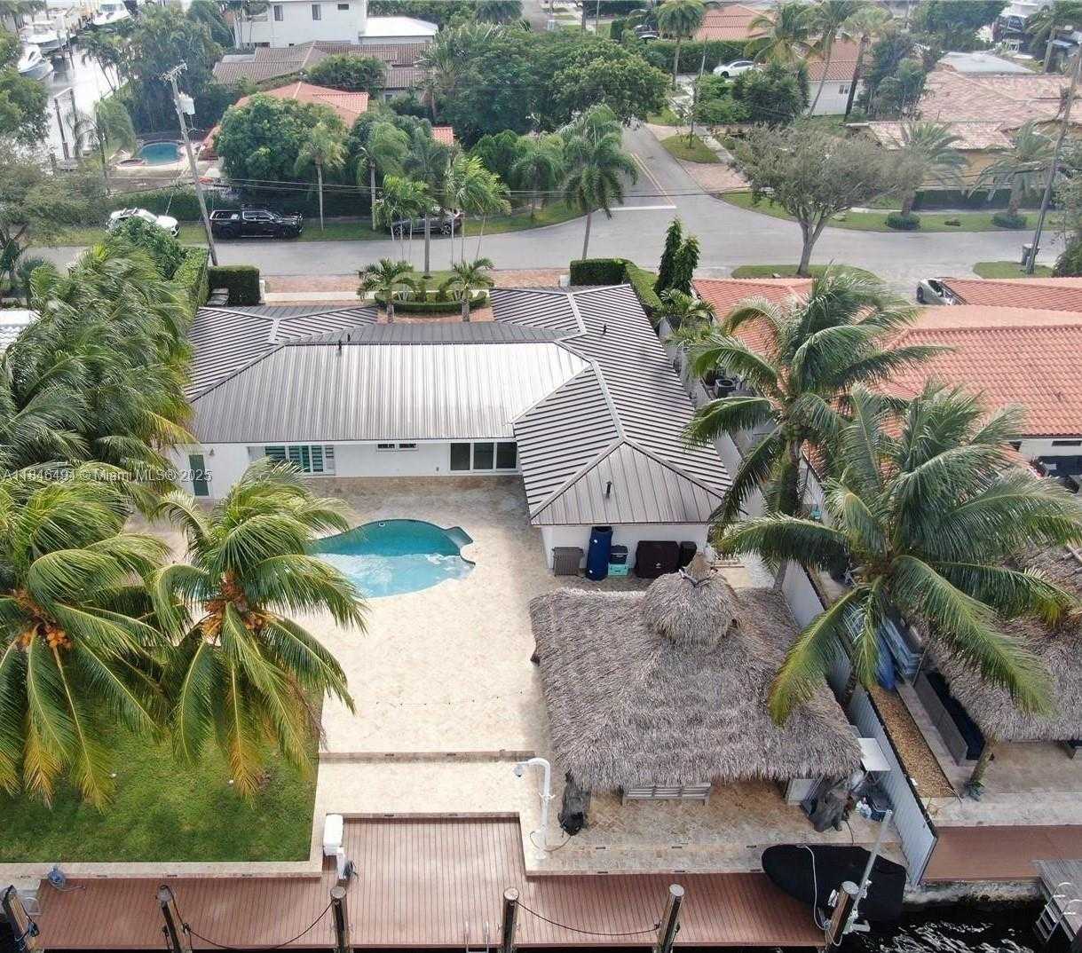 Small Image of 2055 ARCH CREEK DR, North Miami Number 8