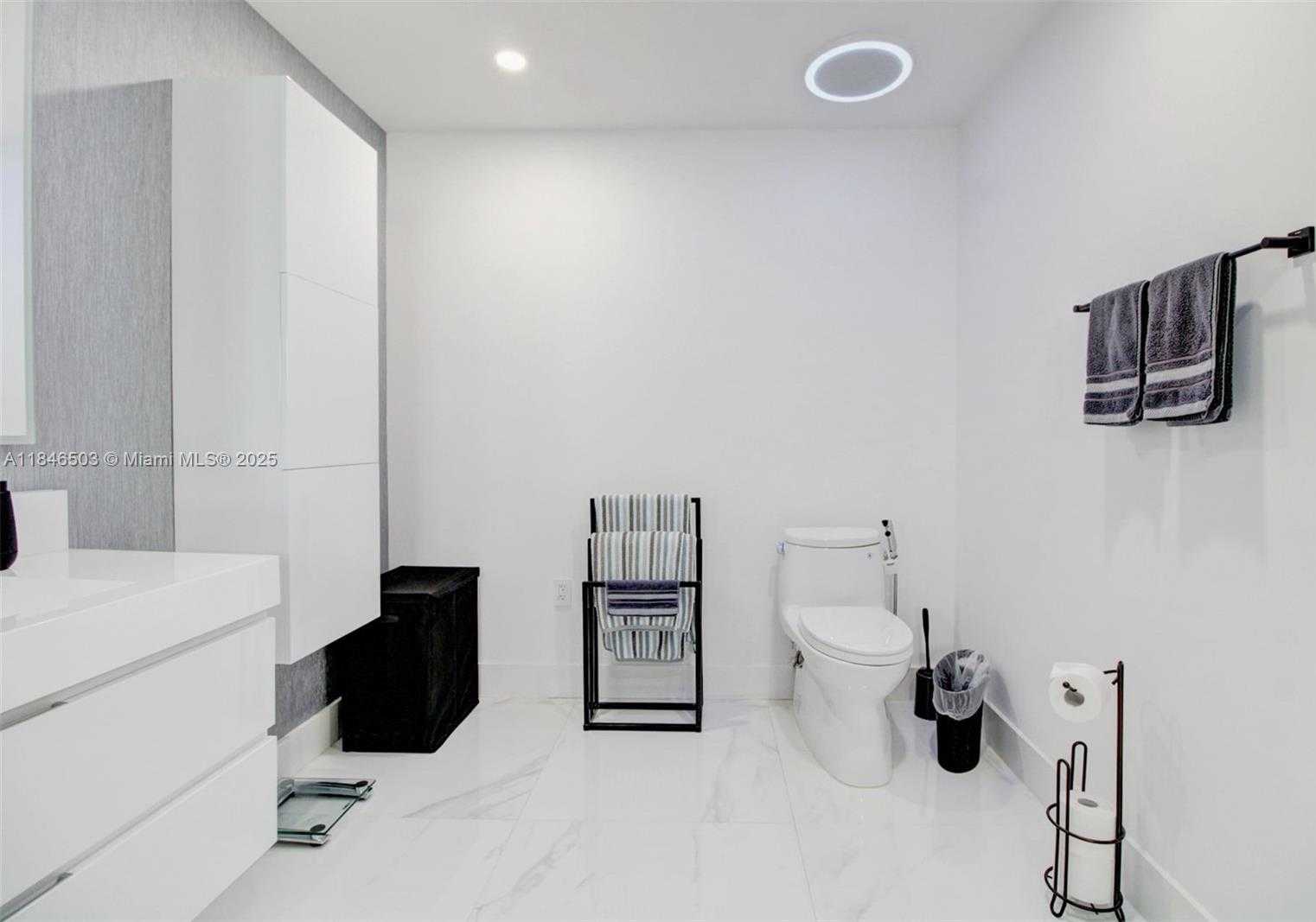 Small Image of 17242 SOUTH WEST 284TH ST, Homestead Number 34
