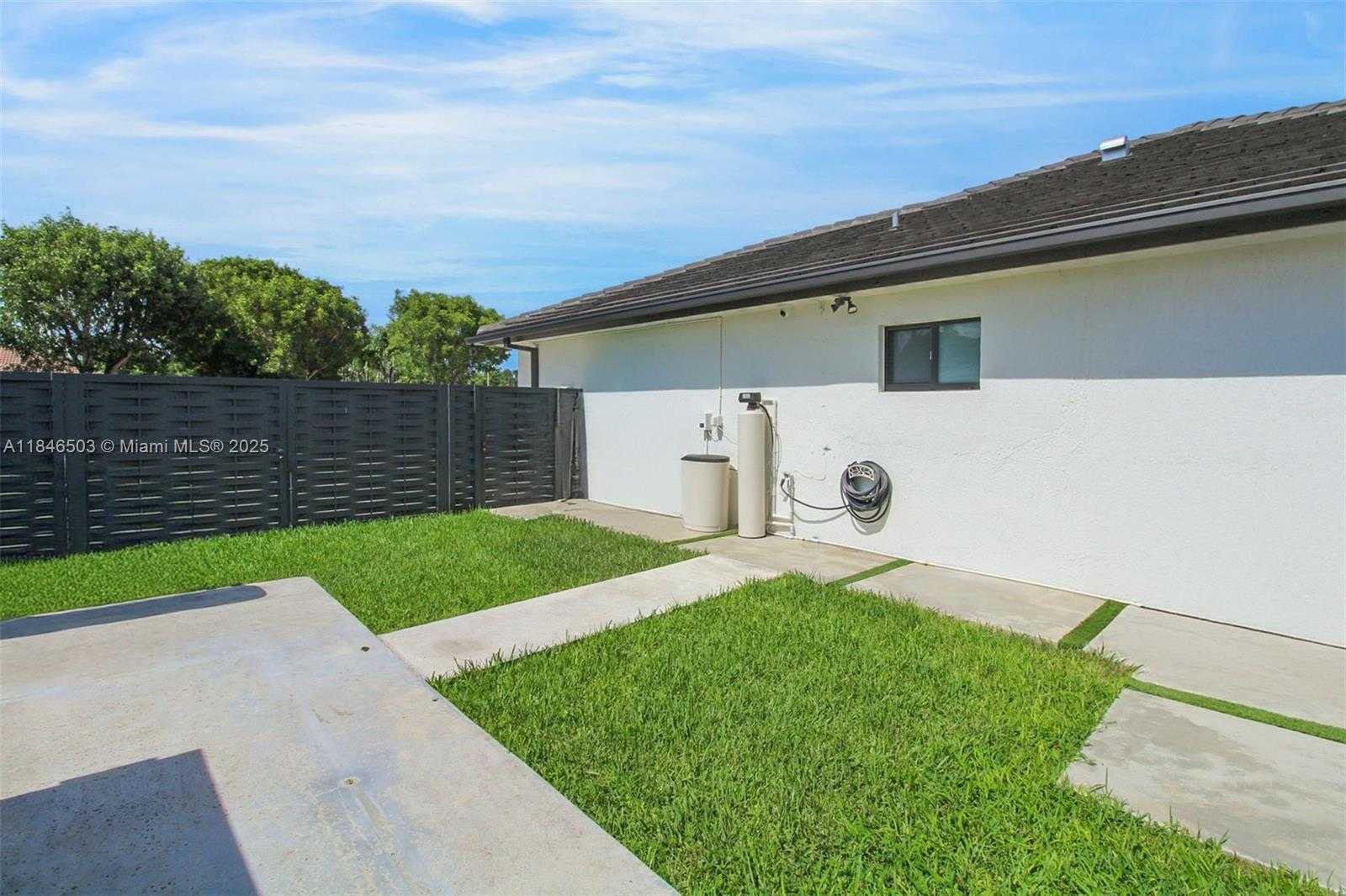 Small Image of 17242 SOUTH WEST 284TH ST, Homestead Number 58