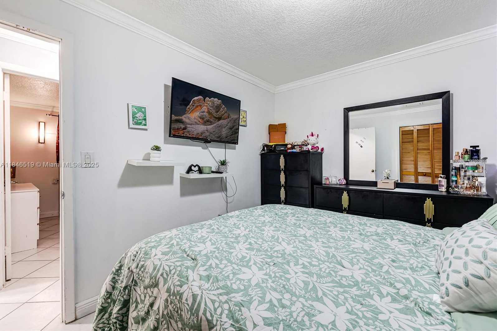 Small Image of 948 EAST 47TH ST, Hialeah Number 18