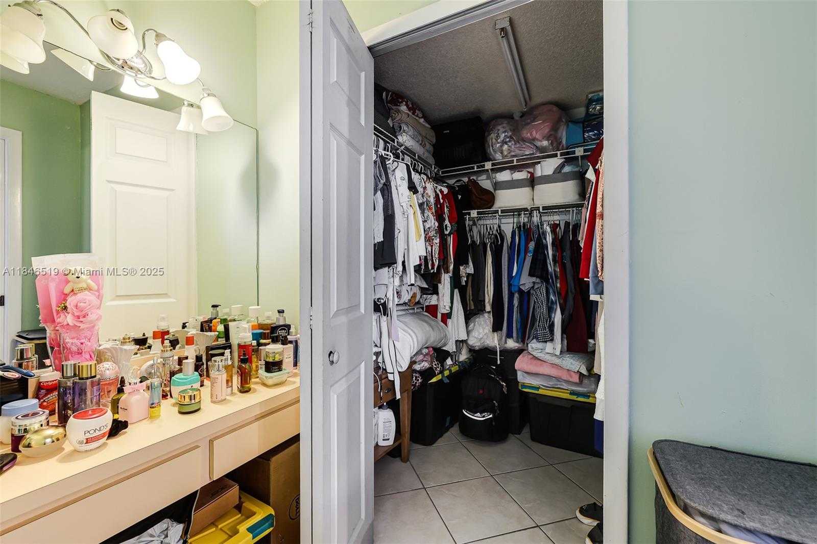 Small Image of 948 EAST 47TH ST, Hialeah Number 29
