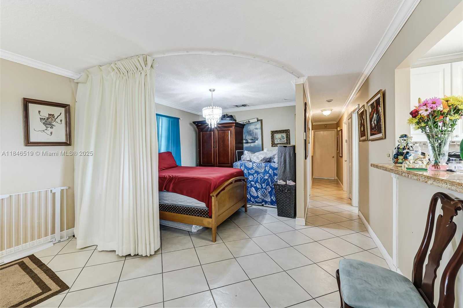 Small Image of 948 EAST 47TH ST, Hialeah Number 33