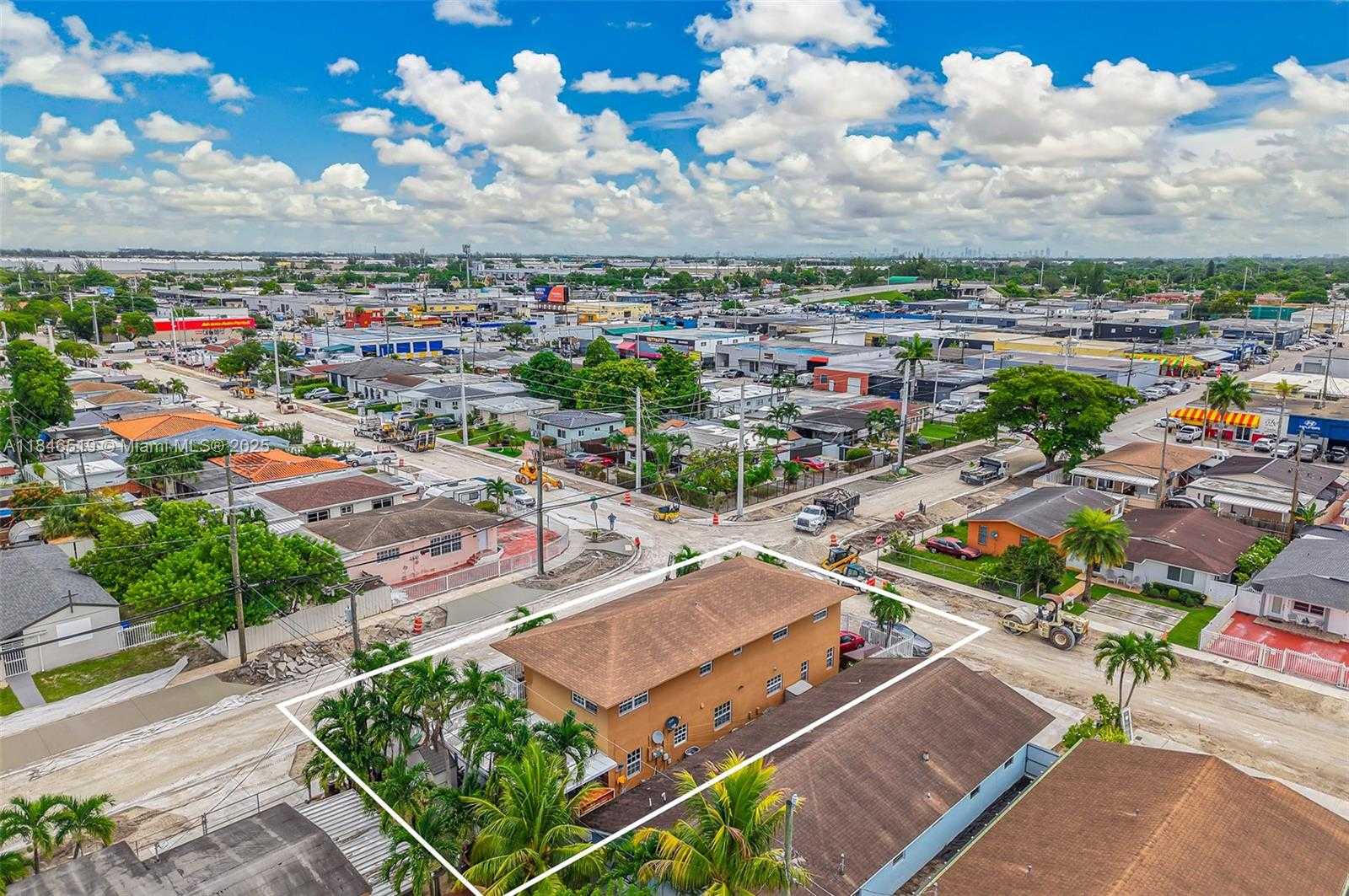Small Image of 948 EAST 47TH ST, Hialeah Number 39