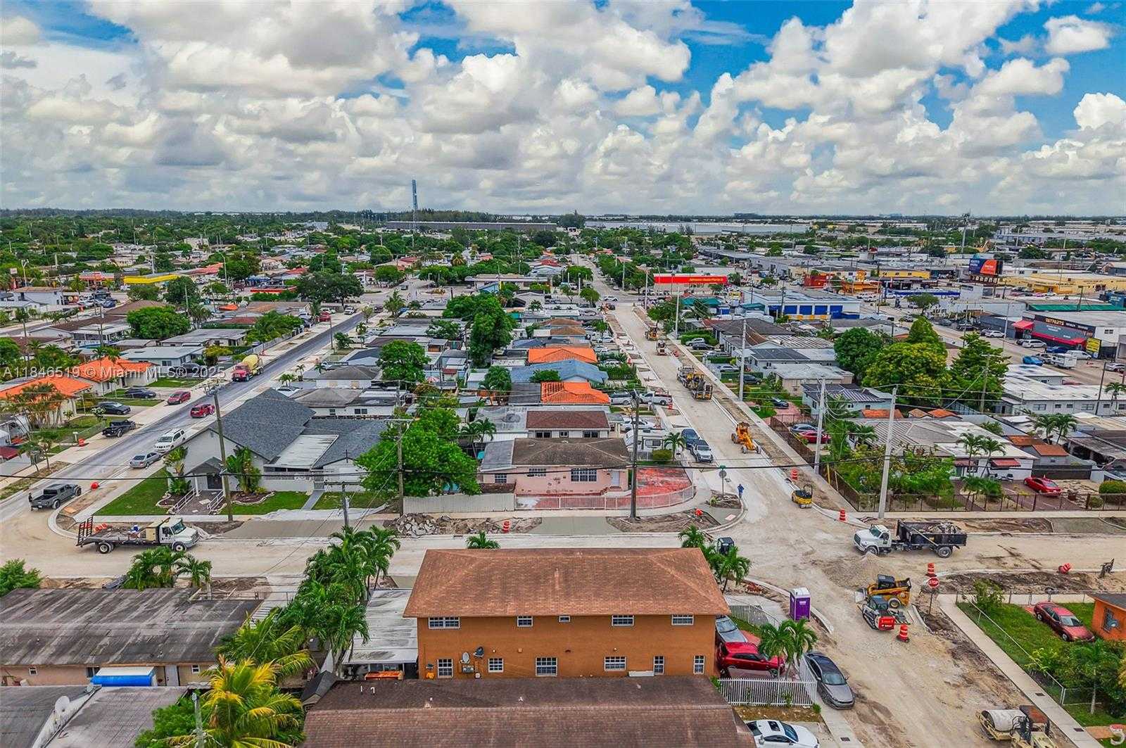 Small Image of 948 EAST 47TH ST, Hialeah Number 40