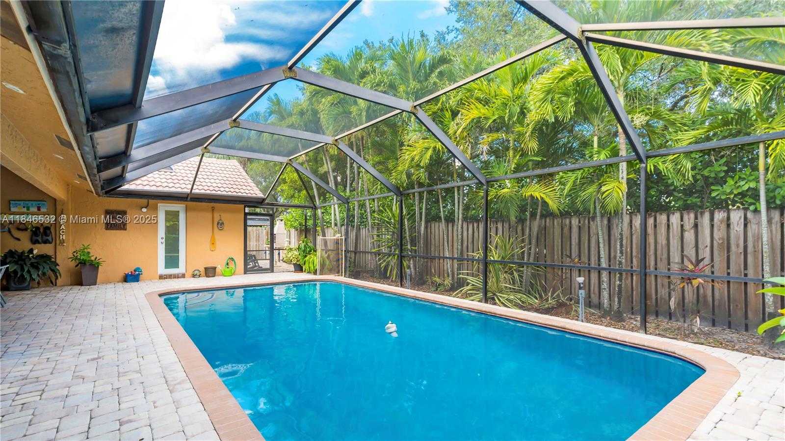 Small Image of 663 NORTH WEST 107TH LN, Coral Springs Number 29