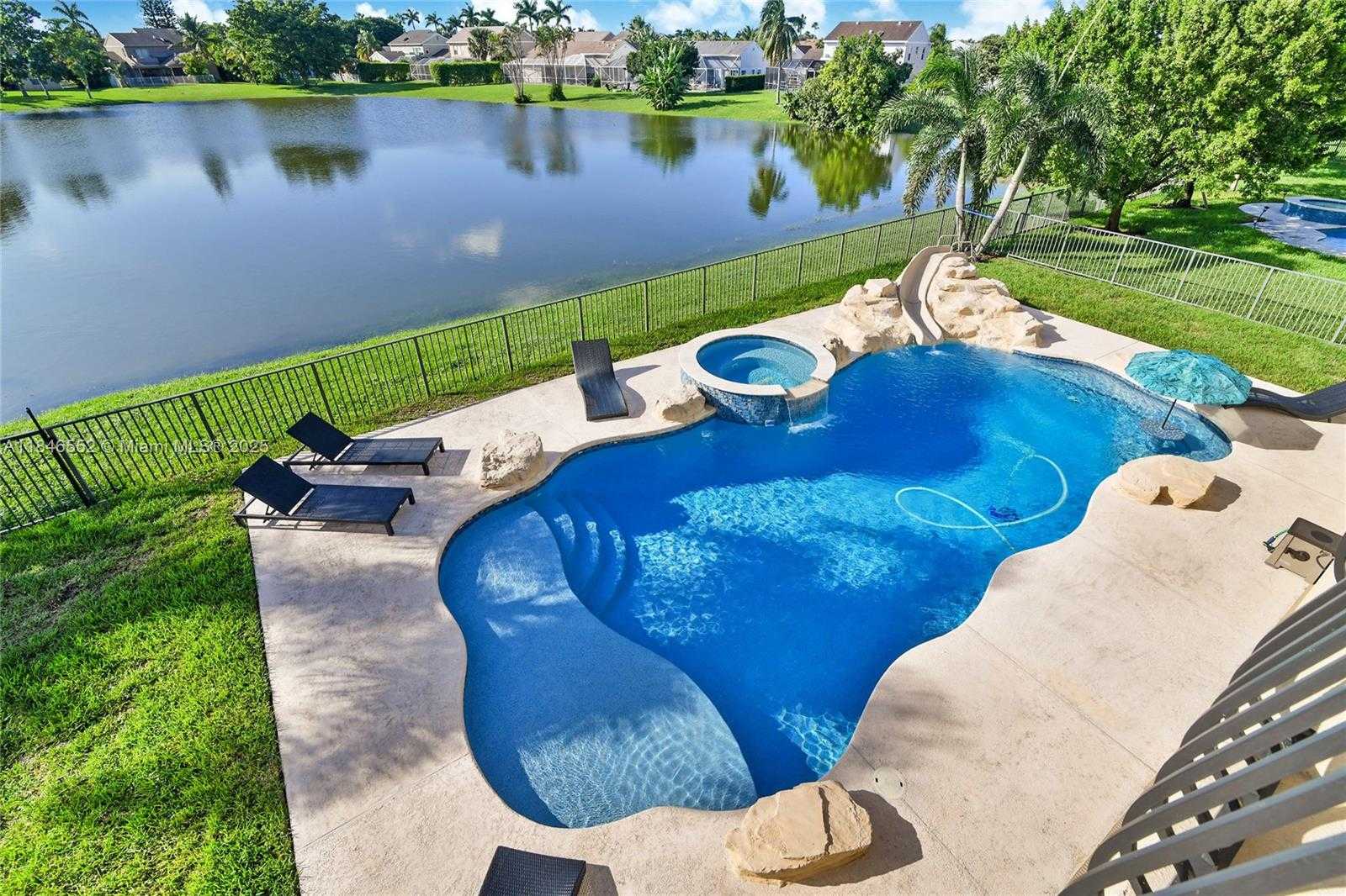 Small Image of 12137 BOCA RESERVE LN, Boca Raton Number 14