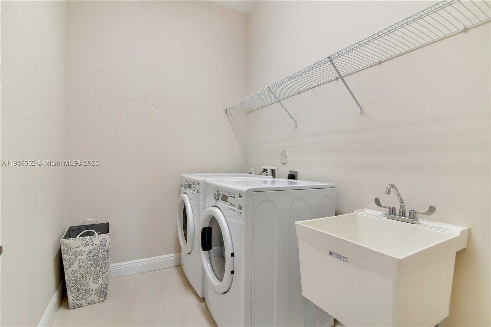 Small Image of 12137 BOCA RESERVE LN, Boca Raton Number 28