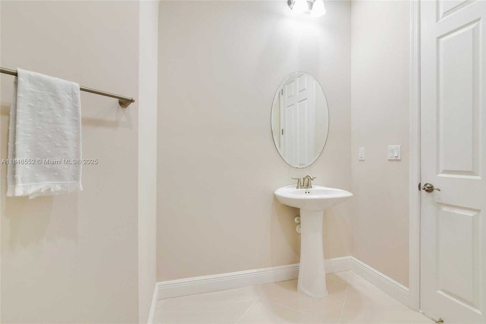 Small Image of 12137 BOCA RESERVE LN, Boca Raton Number 32