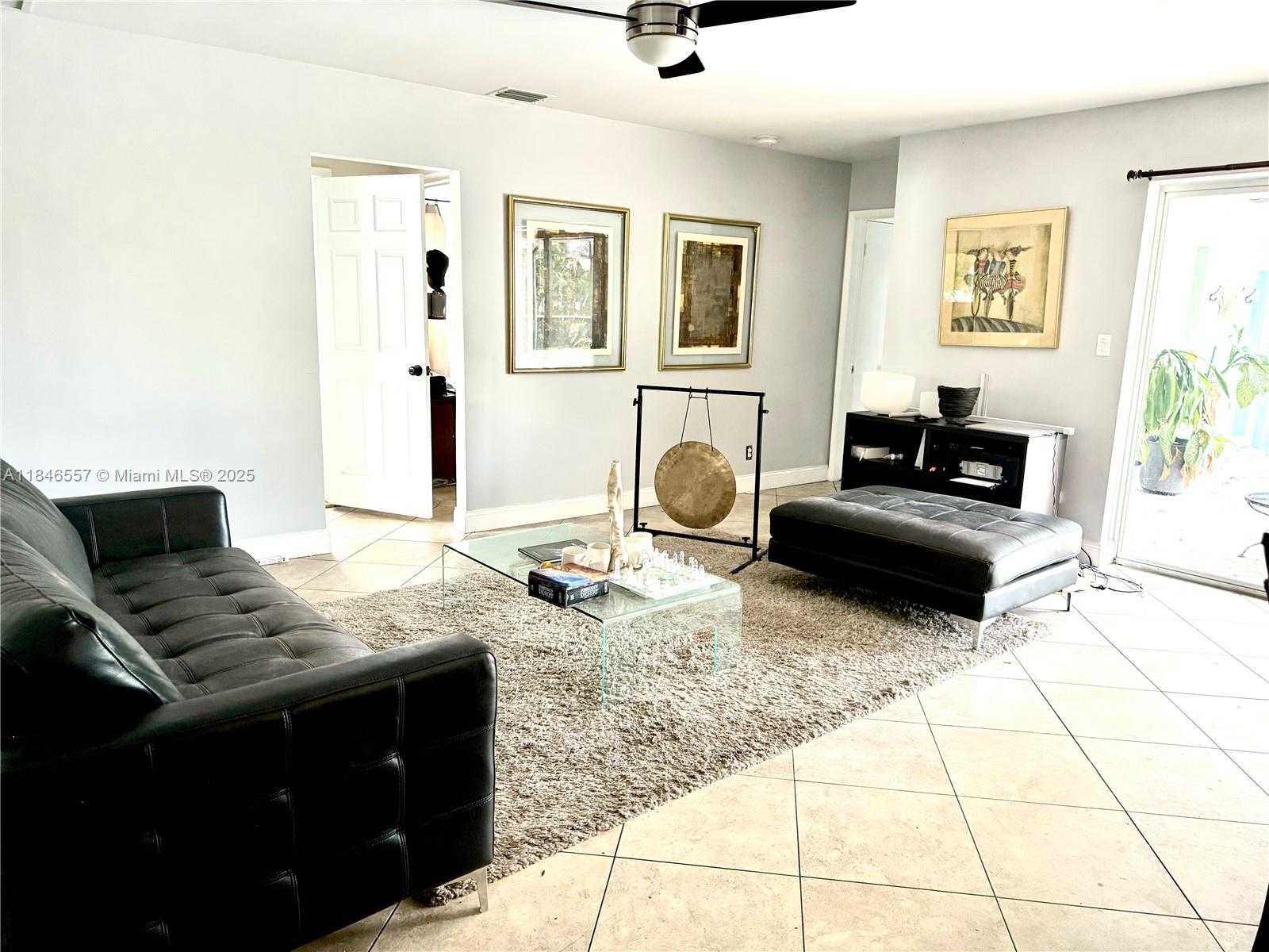 Small Image of 4116 TAFT ST, Hollywood Number 6