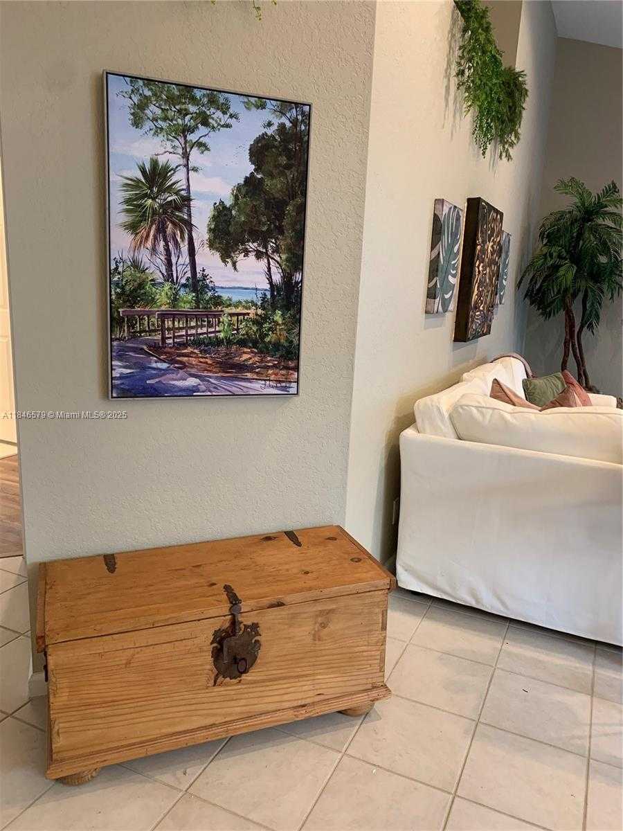 Small Image of 231 WEST CANTERBURY DR W, Palm Beach Gardens Number 10