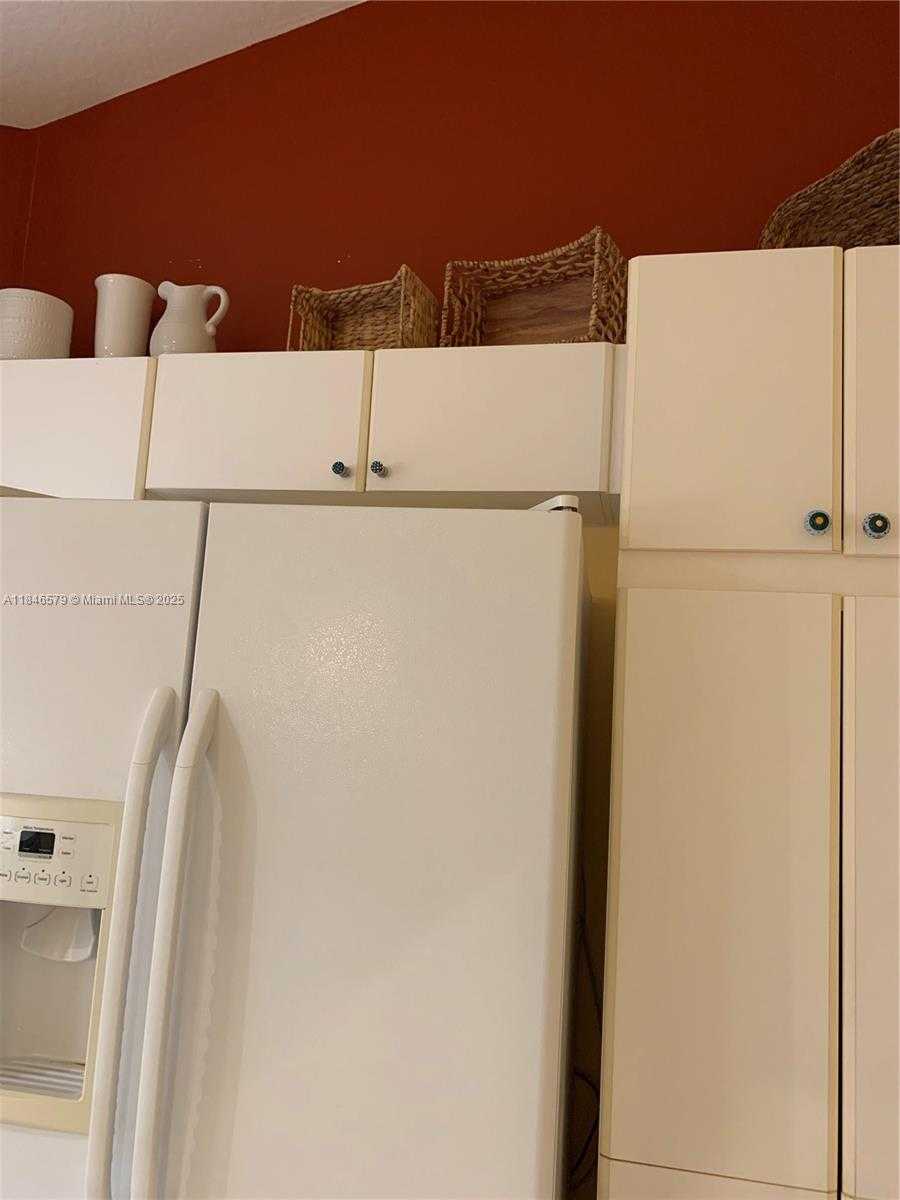 Small Image of 231 WEST CANTERBURY DR W, Palm Beach Gardens Number 13
