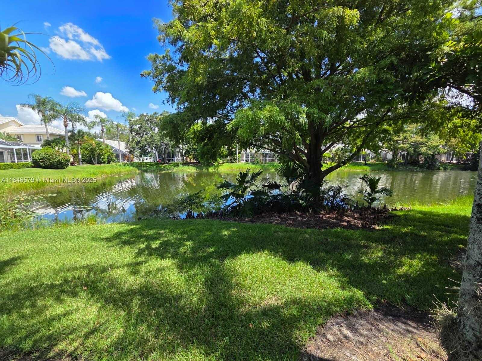 Small Image of 231 WEST CANTERBURY DR W, Palm Beach Gardens Number 28
