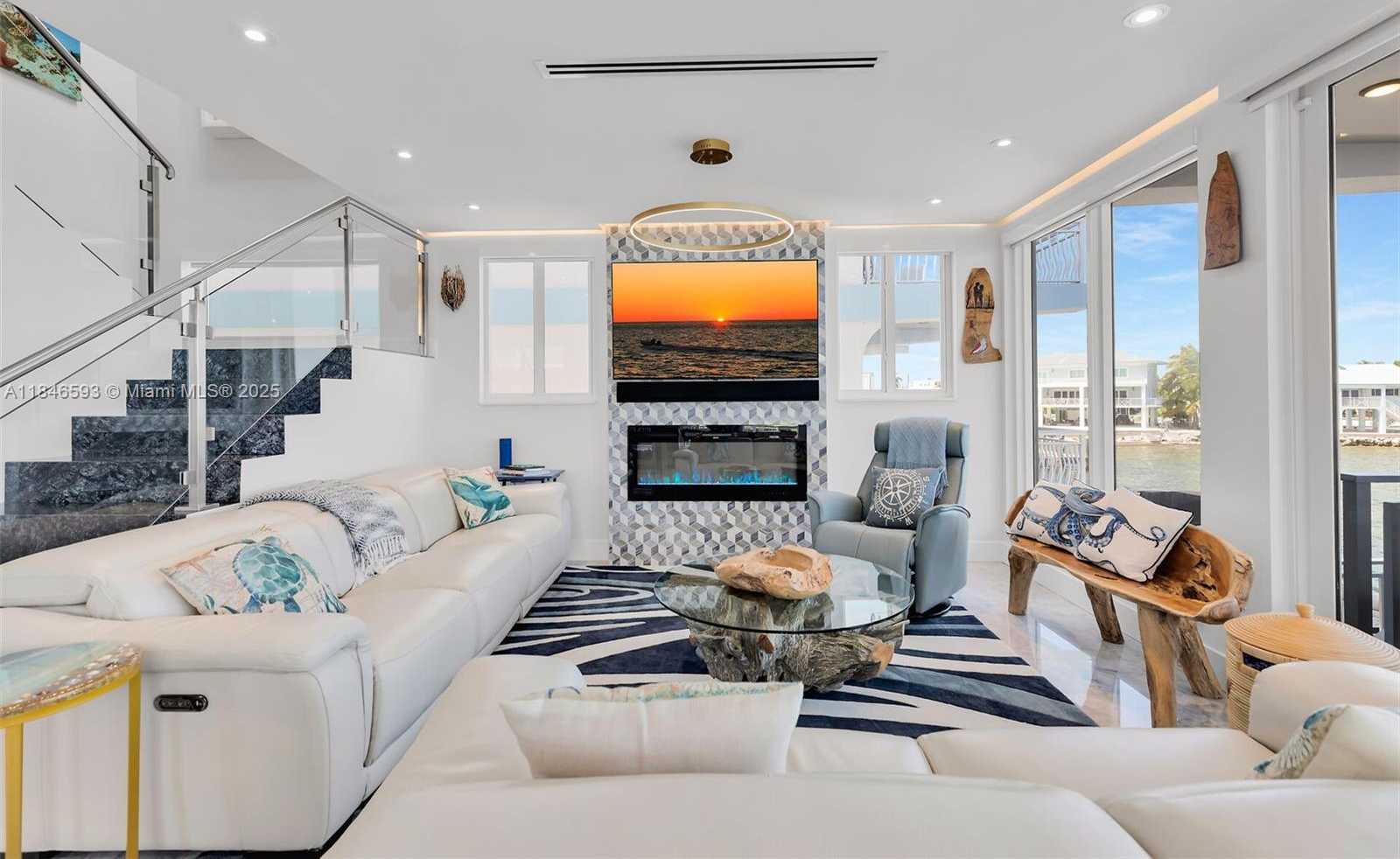 Small Image of 257 NORMANDY DR, Tavernier Number 13