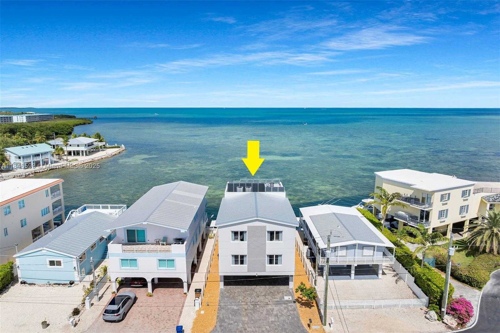 Small Image of 257 NORMANDY DR, Tavernier Number 2