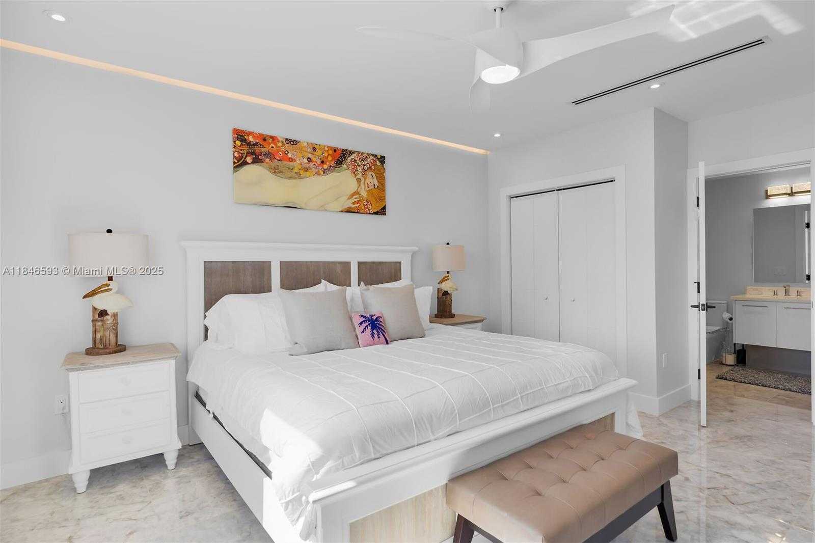 Small Image of 257 NORMANDY DR, Tavernier Number 26