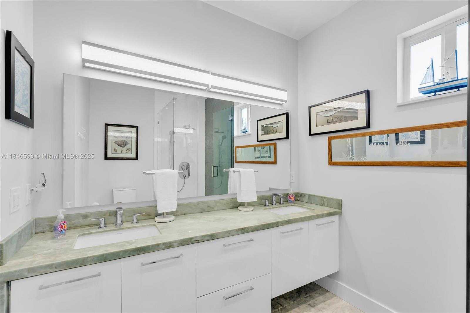 Small Image of 257 NORMANDY DR, Tavernier Number 52