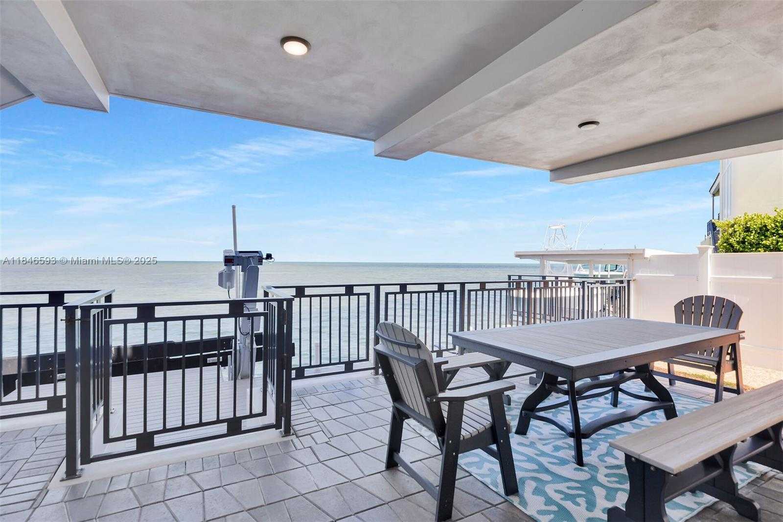 Small Image of 257 NORMANDY DR, Tavernier Number 6