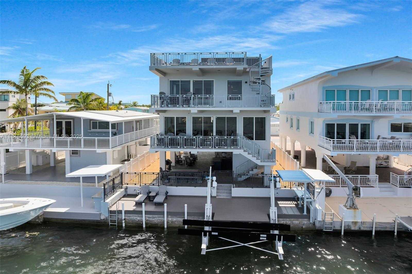 Small Image of 257 NORMANDY DR, Tavernier Number 63