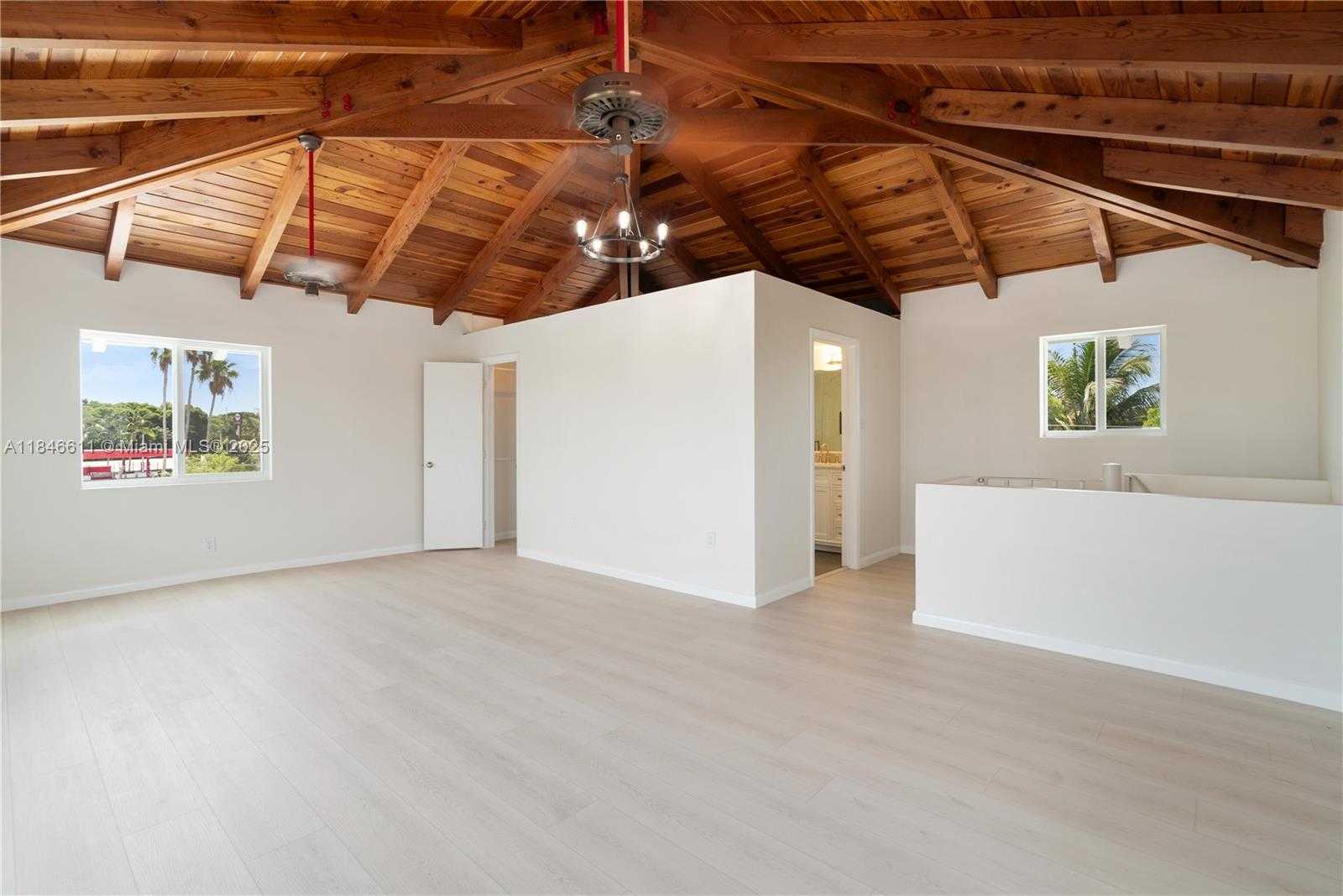 Small Image of 415 BIG PINE RD, Key Largo Number 18
